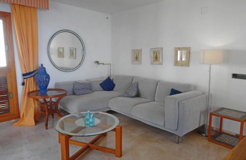 Pueblo Mascarat Apartamento | Sea and Garden View Mascarat