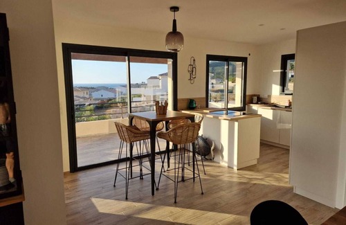 Lozari Villa | SEA AND MOUNTAIN VIEW VILLA