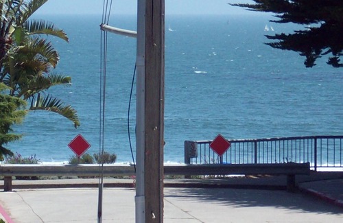 Seabright Casa | Sea Angel - Vistas al mar y solo 4 casas hasta la arena en Seabright Beach