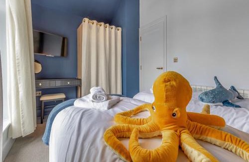 Whitstable Casa | Sea Beet - Uk49245