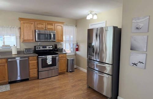 Villas Casa | Sea Breeze By The Bay- Pet Friendly!