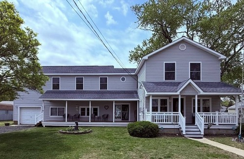 Villas Casa | Sea Breeze By The Bay- Pet Friendly!