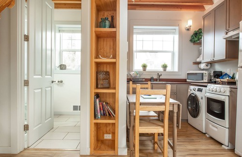 Ocean Shores Cabaña | Sea Breeze Cottages