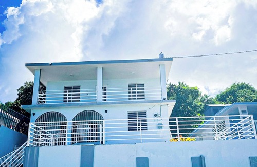 Sardinera Apartamento | Sea Breeze Escape - - Spacious 3-bedroom near Beach and Marina in Fajardo, PR