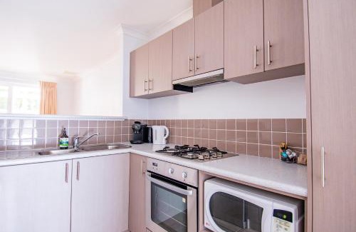 Broadwater Casa | Sea Breeze Family Retreat at Cape View Resort