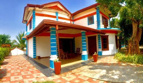 Mannar Hotel | Sea Breeze Lagoon Villa