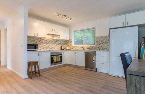 Point Clare Casa | Seabreeze Retreat - Tres Habitaciones Casa, Capacidad 6