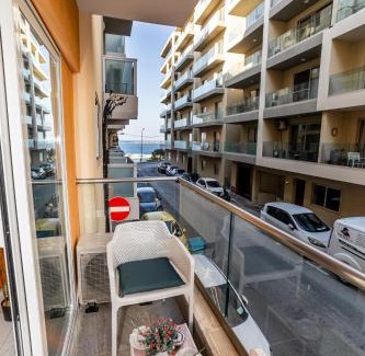 Bugibba Apartamento | Sea Breeze, Spacious 2-Bedroom LUX Seaside Apartments