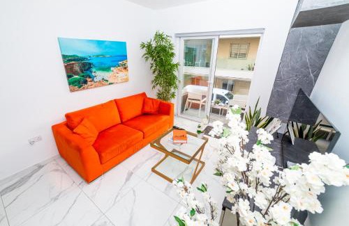 Bugibba Apartamento | Sea Breeze, Spacious 2-Bedroom LUX Seaside Apartments