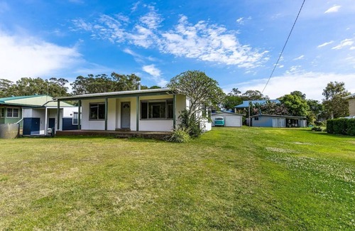Pindimar Casa | Sea Breeze - tranquil retreat with water views