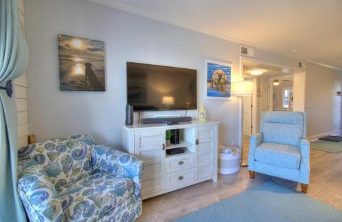 Cherry Grove Beach Casa | Sea Cabin on the Ocean - 146