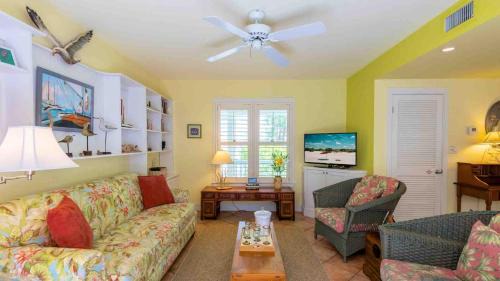 Bahama Village Casa | Sea Captains Haven by Last Key Realty