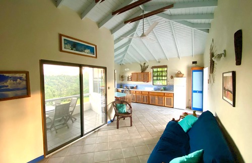 Calibishie Cabaña | Sea Cliff Cottages