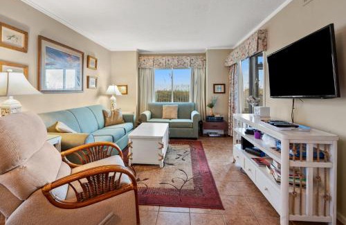 Cherry Grove Beach Apartamento | Sea Cloisters 105D Condo