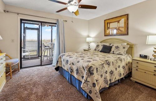 Cherry Grove Beach Apartamento | Sea Cloisters 105D Condo