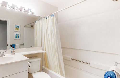 Bethany Beach Apartamento | Sea Colony - 55054 Pine Lake Dr