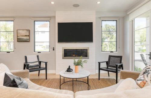 Corona del Mar Casa | Sea Crown by AvantStay 5mins from the Beach w Multiple Terraces PermitSLP13639