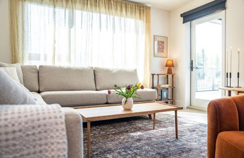 Revelstoke Apartamento | Sea Eagles Landing by Revelstoke Vacations