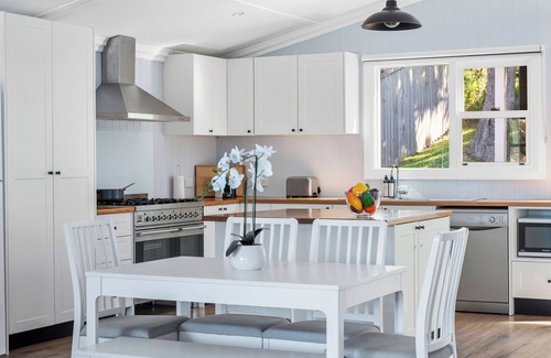 Copacabana Casa | "Sea & Easy" – Ocean Views & Walk to Shops