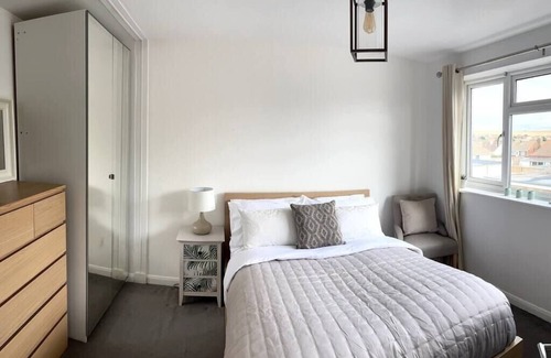 Peacehaven Casa | Sea Facing 2BD Terraced Home - Peacehaven
