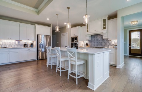 Lewes Casa | Sea Foam Sanctuary- Coastal Club- 4BR home w/ fenced backyard-pet friendly, pool