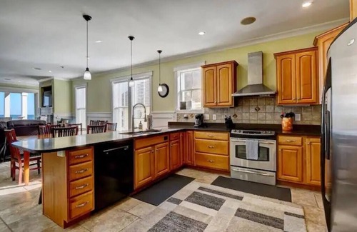 North Carolina Coast Villa | Sea Forever Summary:
