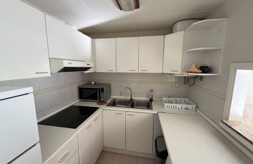 Torreblanca Apartamento | Sea front 2-bedroom apartment with al fresco terrace