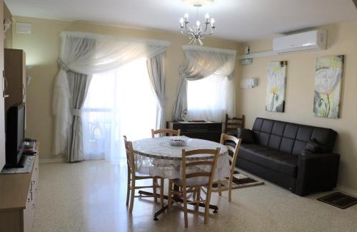 Marsaskala Apartamento | Sea front apartment