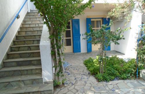 Tavari Casa | Sea Front two bedroom House in Lesvos
