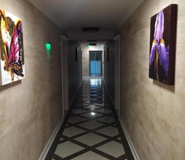 Chernomorets Apartamento | Sea Garden Delux