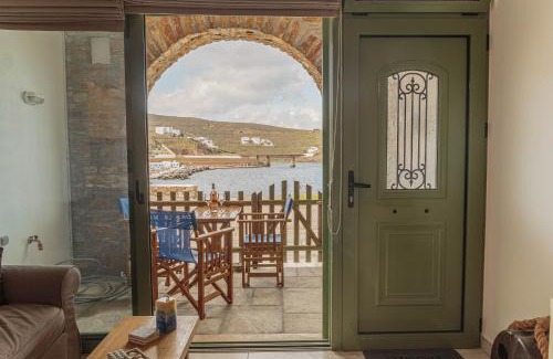 Loutra Apartamento | Sea Garden Suite - Loutra Kythnos
