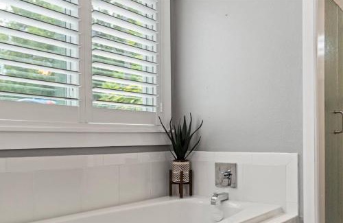 Allendale Terrace Casa | Sea Glass Inn - a St Pete Gem