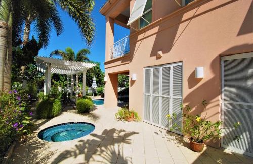 The Shores Casa | Sea Hawk - Private Beach House With Pool & Hot Tub Home