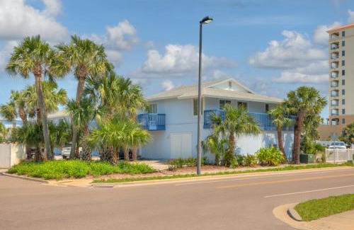 Jacksonville Beach Apartamento | Sea La Vie Beach Oceanfront Patio Pet Friendly