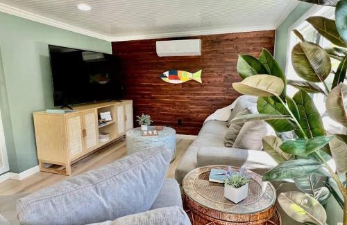 Cocoa Isles Casa | Sea la Vie - Beach Town Charm+Newly Renovated