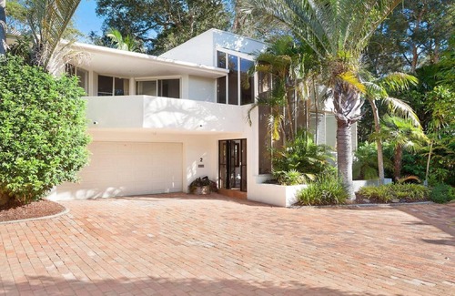 North Avoca Casa | SEA LA VIE | Close to beach , WIFI | Acccom Holidays