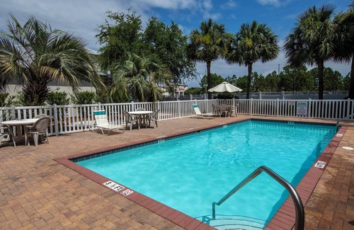 Emerald Waters Village Casa | Sea La Vie in Miramar Beach A | Community Pool & Beach Access + 2 Included Bikes