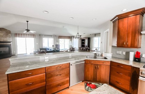 Croatan Beach Casa | Sea La Vie Retreat – Just a 3-Minute Walk to the Beach