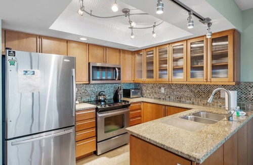Boca Grande Condominio | Sea Oats 113 | Beachfront | Elevators | Pool & Spa | Sleeps 4