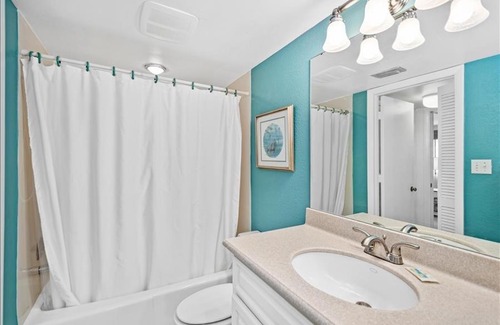 Boca Grande Apartamento | Sea Oats 241 Apartment