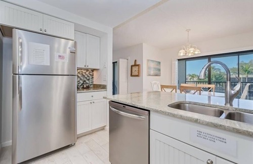 Boca Grande Condominio | Sea Oats 321 2 Bedroom Condo by RedAwning