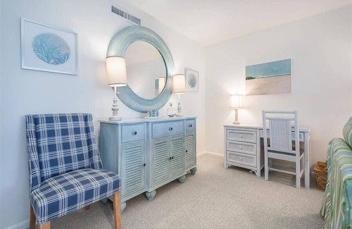 Boca Grande Condominio | Sea Oats 321 2 Bedroom Condo by RedAwning