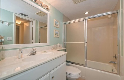 Boca Grande Condominio | Sea Oats 337 2 Bedroom Condo by RedAwning