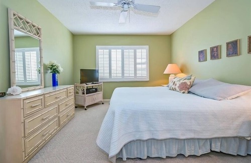 Boca Grande Condominio | Sea Oats 342 2 Bedroom Condo by RedAwning