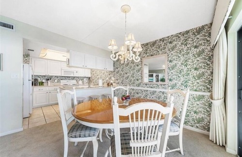 Boca Grande Condominio | Sea Oats 352 - Pool - Tennis Courts - Elevators - Sleeps 6