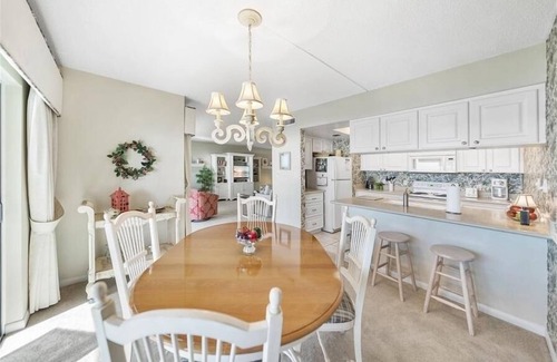 Boca Grande Condominio | Sea Oats 352 - Pool - Tennis Courts - Elevators - Sleeps 6