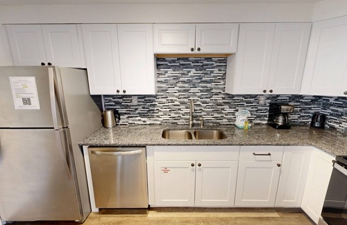 Fort Walton Beach Condominio | Sea Palm 1D is a 2 BR 1 Bath that is pet friendly and sleeps 6 by RedAwning