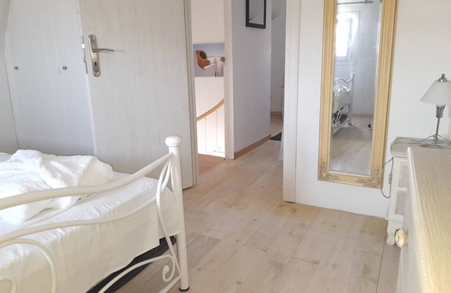 Kamari Hotel | Sea paradise villas