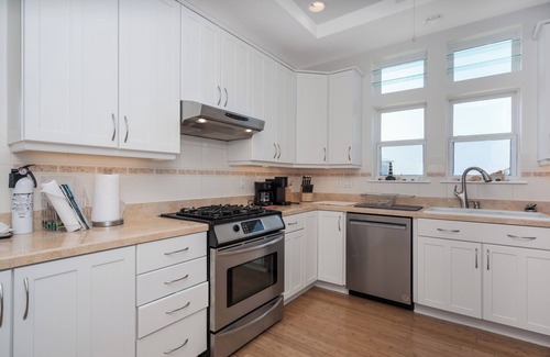 Marineland Acres Casa | Sea Pearl beautiful beachside home! Less than one minute walk to the beach!