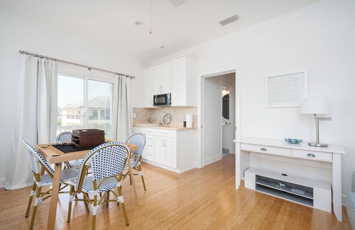 Marineland Acres Casa | Sea Pearl beautiful beachside home! Less than one minute walk to the beach!